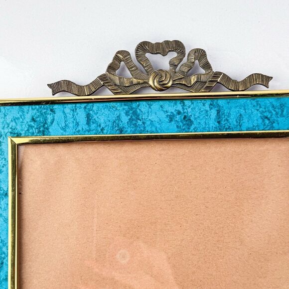 Vintage Turquoise Enamel & Brass Ribbon Bow Picture Frame 8x10 Ornate MCM Decor - Picture 2 of 9